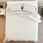 EMBROIDERED SQUARES WHITE QUILT