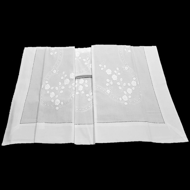 WHITE FLOWERS EMBROIDERED SHEET SET BED 90CM.